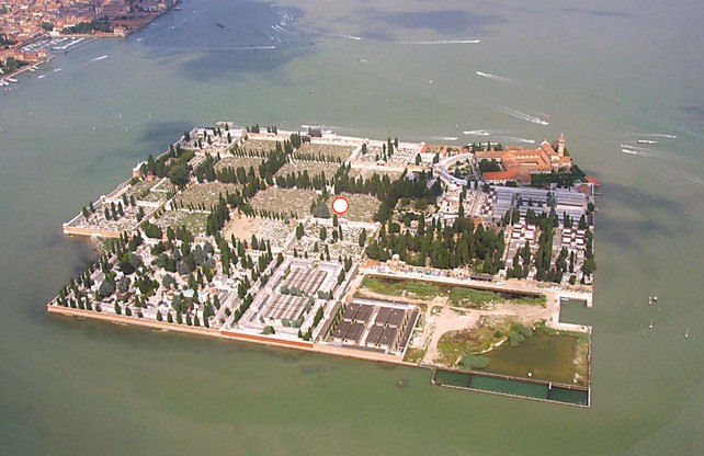 Vista aerea del Cimitero di S.Michele (Archivio Comune Ve-Veritas)